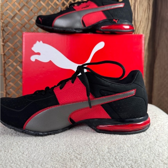 Puma Men's Black and Red Cell Surin 2 Nbk Athletic Shoes - Picture 6 of 15